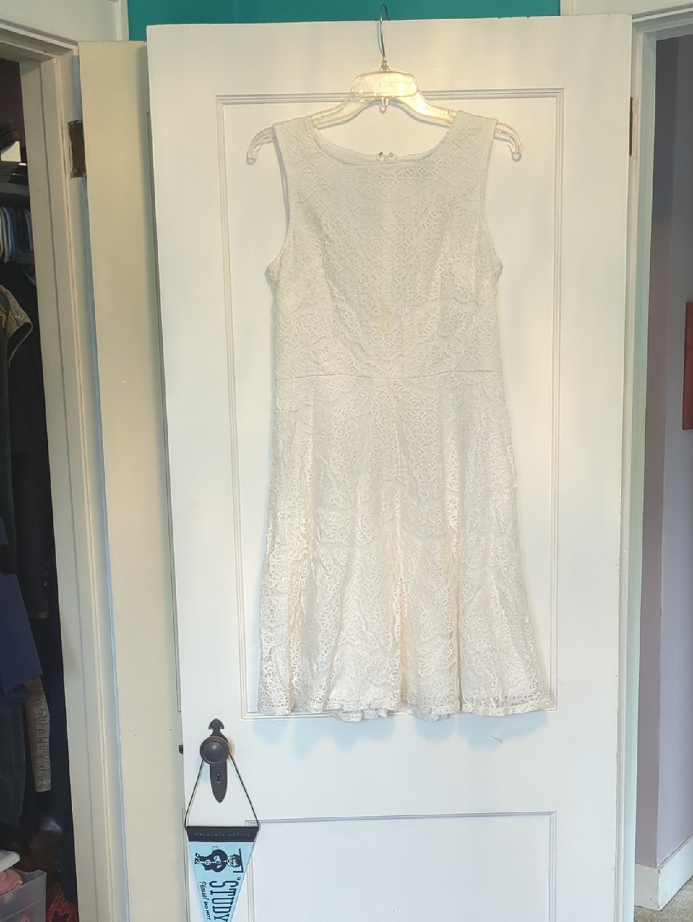 WHBM White Dress 8 (Flaw)